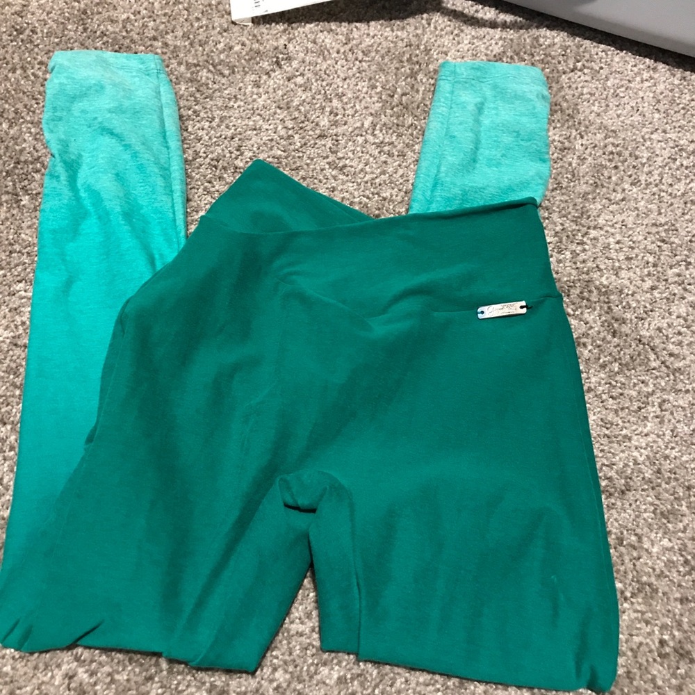 Bombshell Sportswear Ombre Toggle V Waist Leggings Ibiza Green Medium